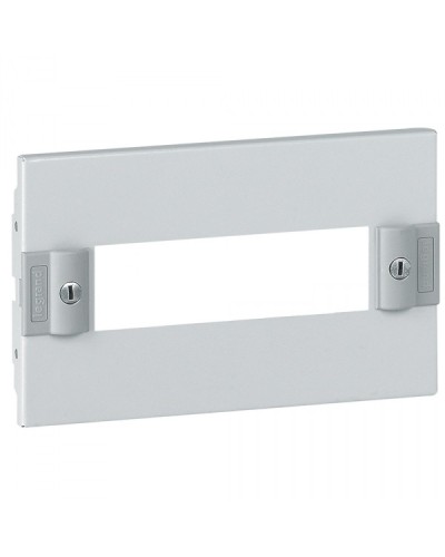 Панель лицевая Legrand 020307 в Копейске Аксессуары для стоек и шкафов Pintop.ru