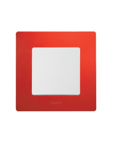 Рамка 1 пост Etika красный Legrand 672531 в Копейске Аксессуары для кабель-канала Pintop.ru